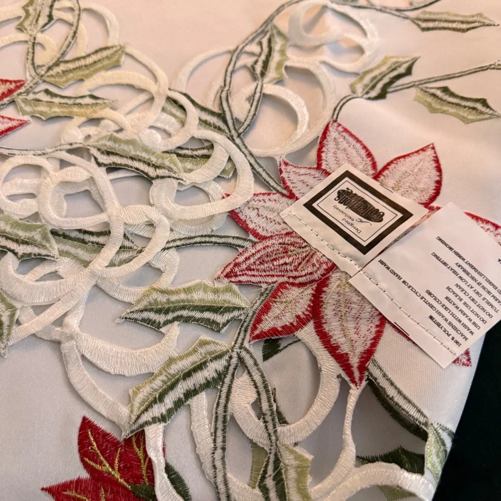 Collections Etc Poinsettia Topper Square White Embroidered Tablecloth 34x34‎